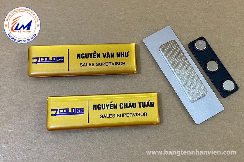 BẢNG TÊN NHÂN VIÊN BẰNG NHÔM - 7 COLOR GẮN NAM CHÂM