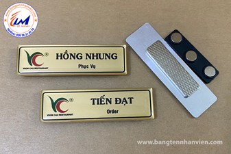BẢNG TÊN NHÂN VIÊN NHÀ HÀNG VƯỜN CAU GẮN NAM CHÂM 