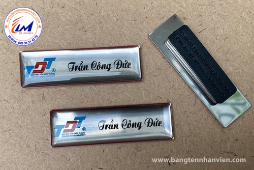 LÀM BẢNG TÊN ĐEO ÁO TRƯỜNG GẮN NAM CHÂM