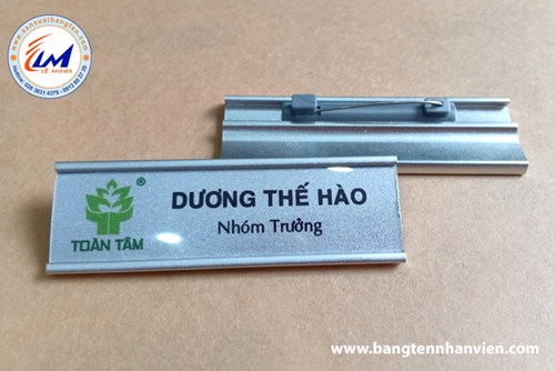 MẪU BẢNG TÊN NHÂN VIÊN TOÀN TÂM 